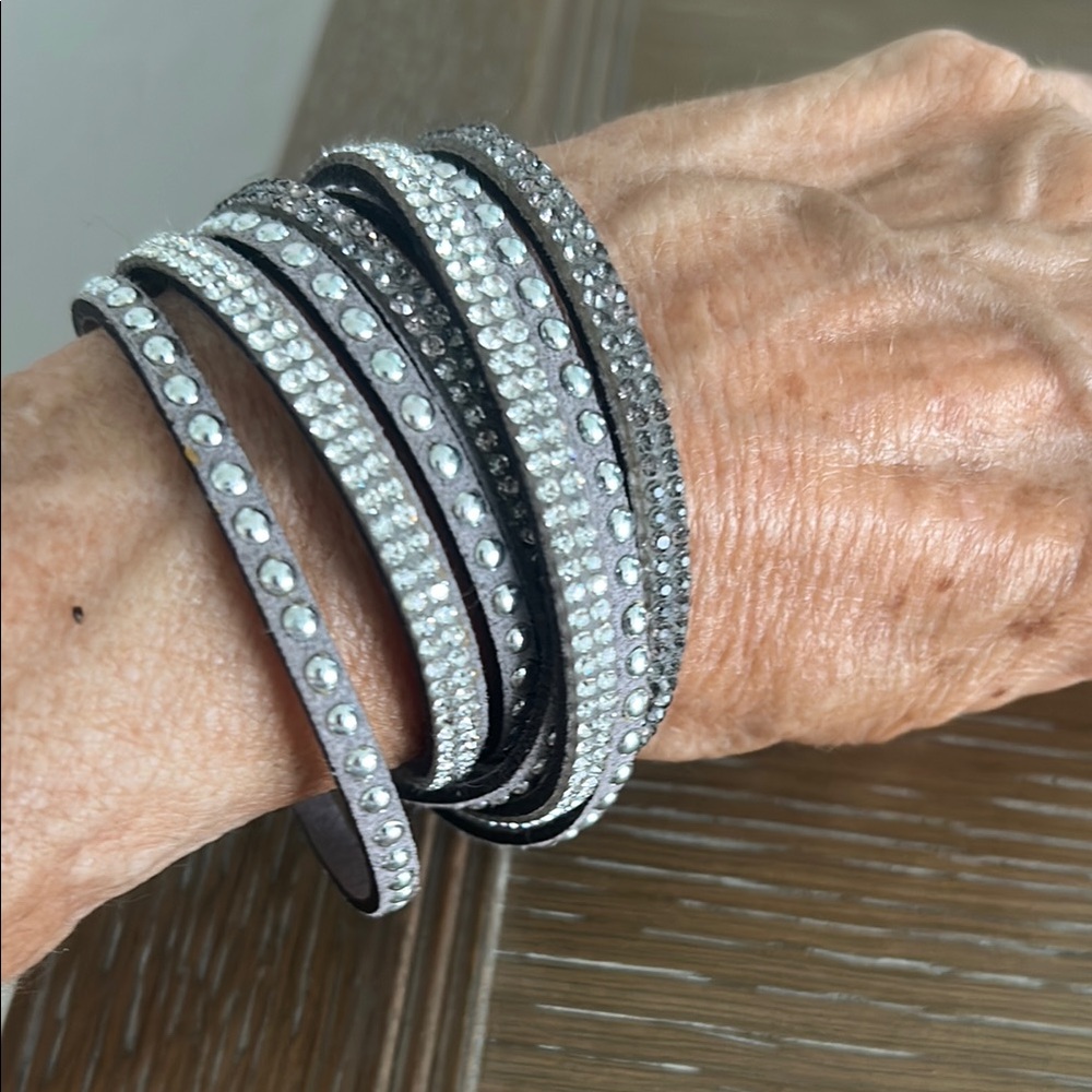 Swaroski Silver & crystal  Rhinestone Bracelet / choker